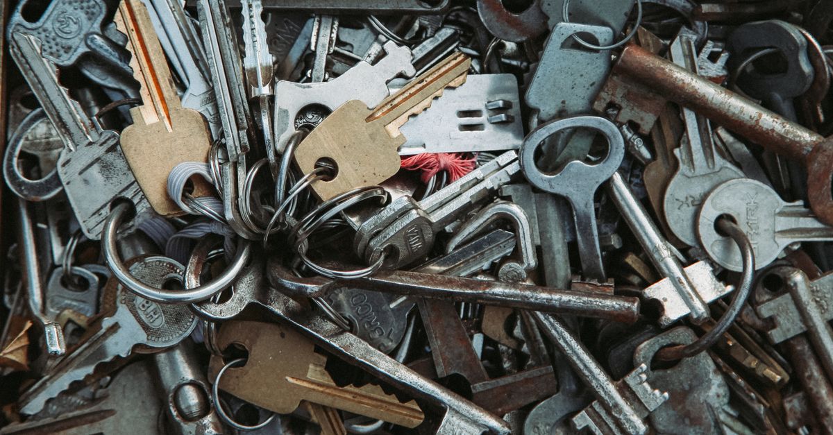 front door lock key — Rockville Centre Locksmith