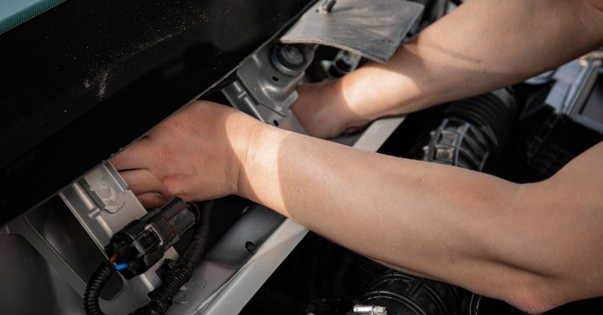 How Our Mobile Car Key Replacement Process Works — From Your Call to a Running Engine — Rockville Centre Locksmith